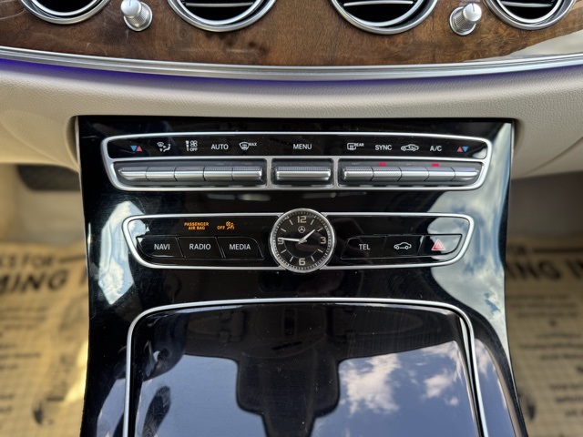 2018 Mercedes Benz E 400 4MATIC Wagon photo 28