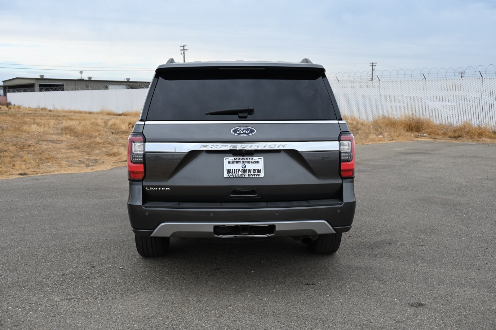 2021 Ford Expedition Limited photo 4