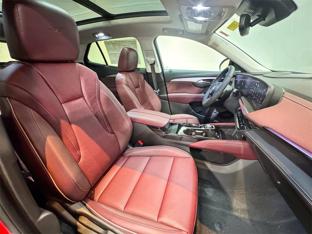 2025 Buick Envision Sport Touring photo 19