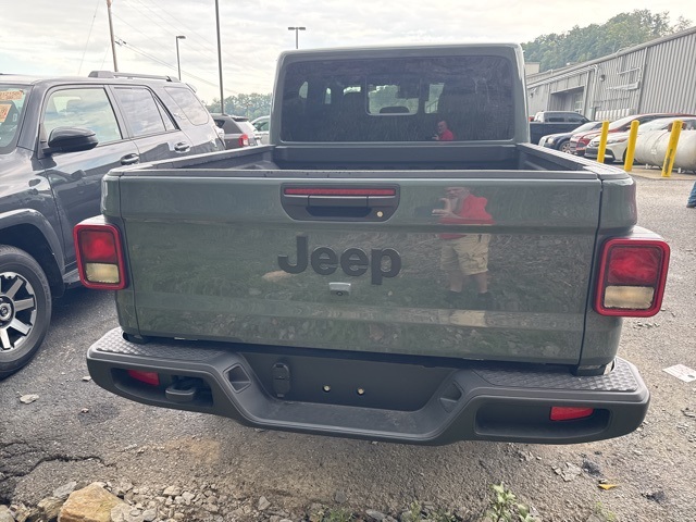 2025 Jeep Gladiator Sport S photo 5