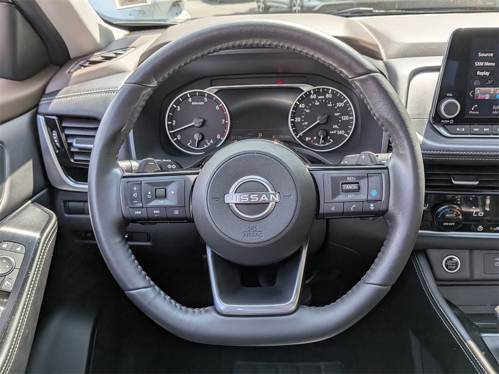 2023 Nissan Rogue SL photo 12