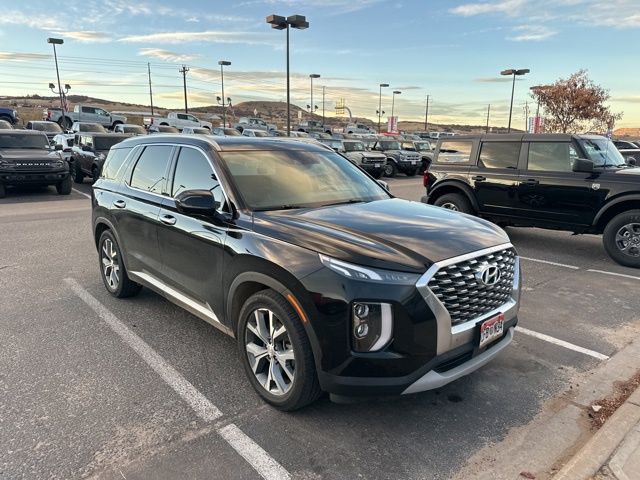 2020 Hyundai Palisade SEL photo 2