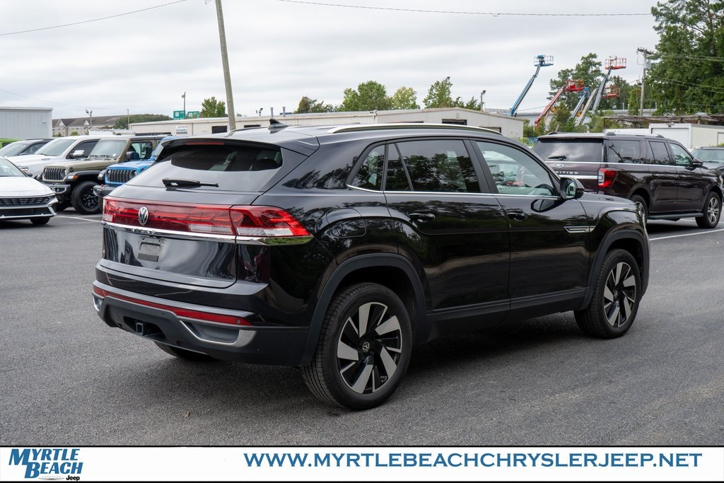 2024 Volkswagen Atlas Cross Sport SE Technology photo 4