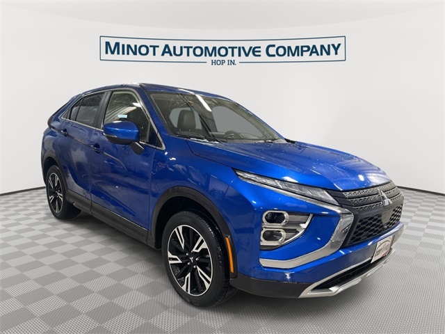 2024 Mitsubishi Eclipse Cross SE's photo