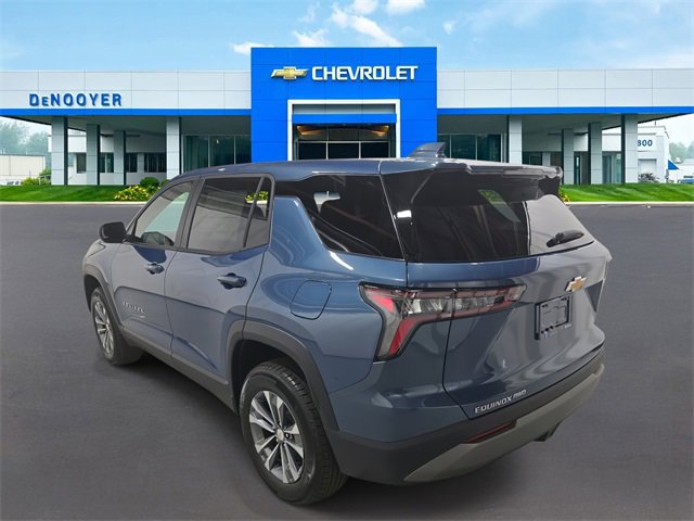 2026 Chevrolet Equinox photo 7