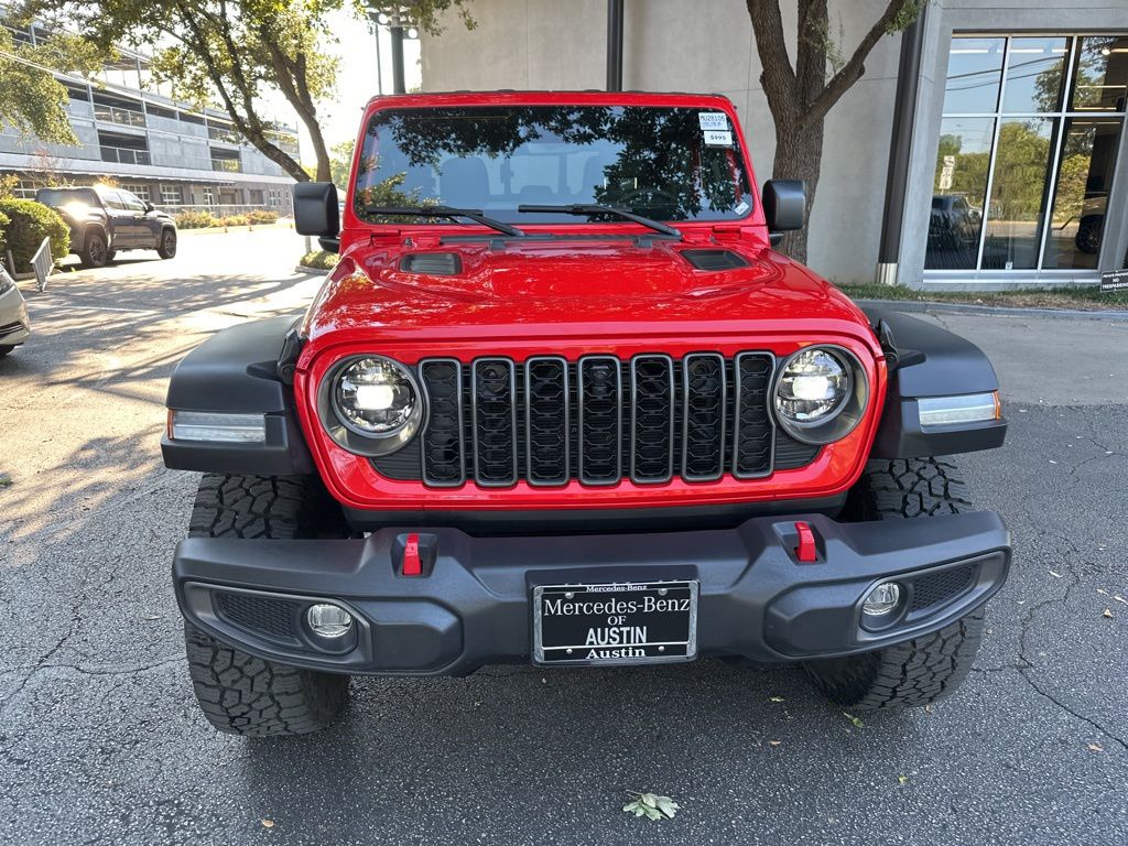 2024 Jeep Gladiator Rubicon photo 2