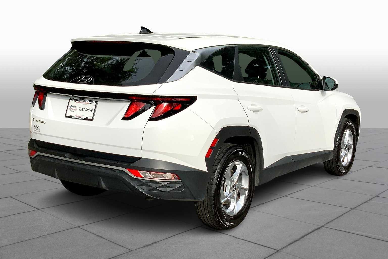 2024 Hyundai Tucson SE photo 11