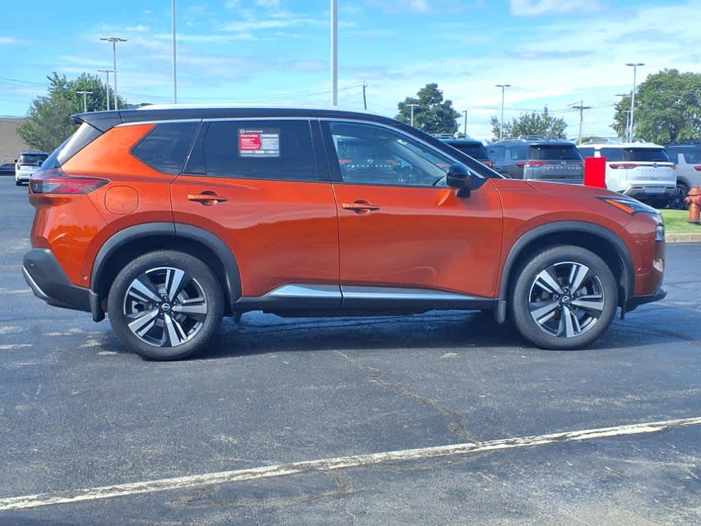 2023 Nissan Rogue SL photo 6