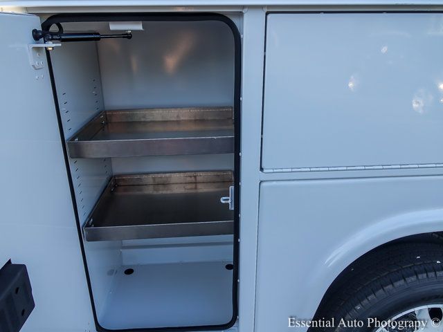 2025 FORD E-350 - Image 17