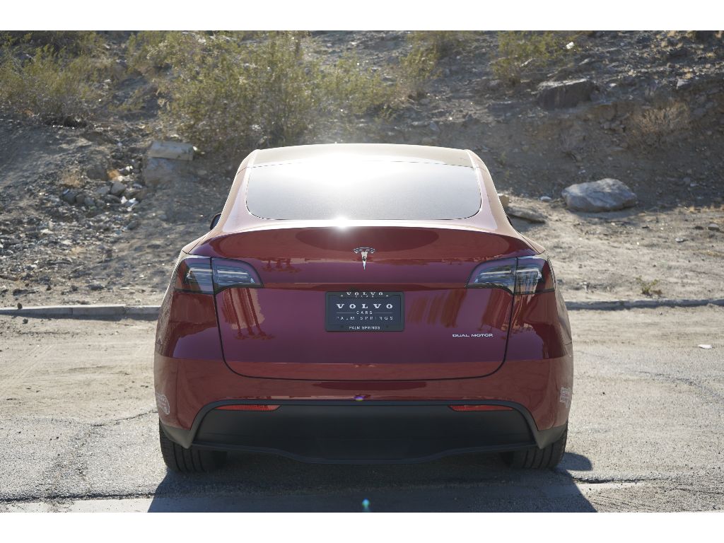 2023 Tesla Model Y Long Range photo 7