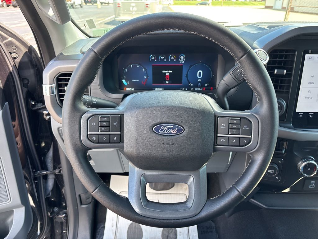 2024 Ford F-150 XLT photo 13