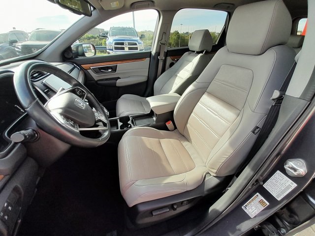 2019 Honda CR-V Touring photo 38