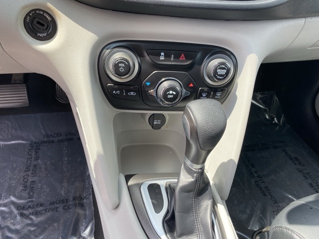 2013 Dodge Dart SXT photo 15