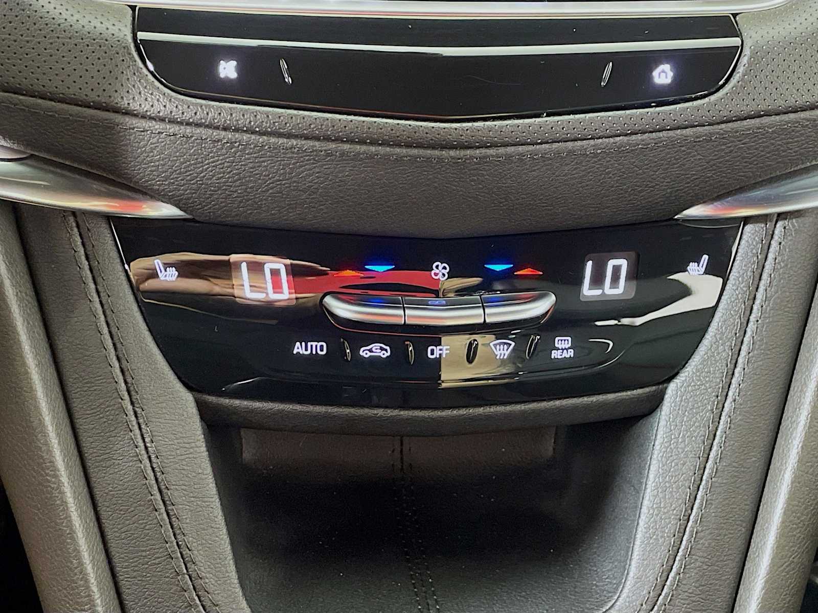 2023 Cadillac XT5 Luxury photo 13