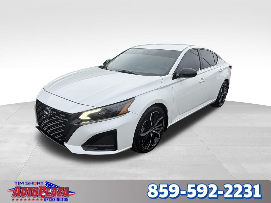2023 Nissan Altima 2.5 SR