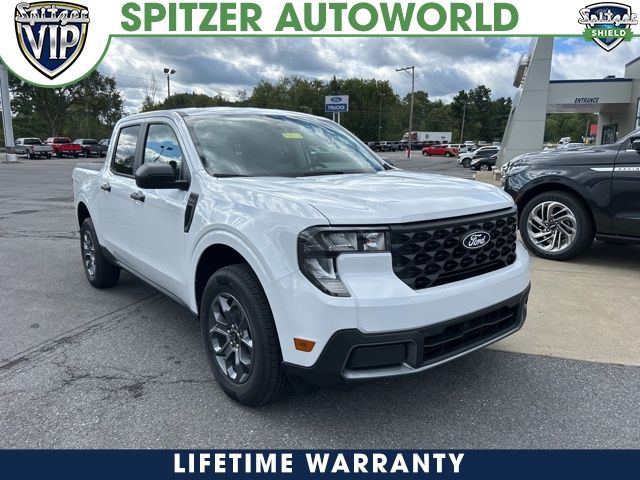 2025 Ford Maverick XLT's photo