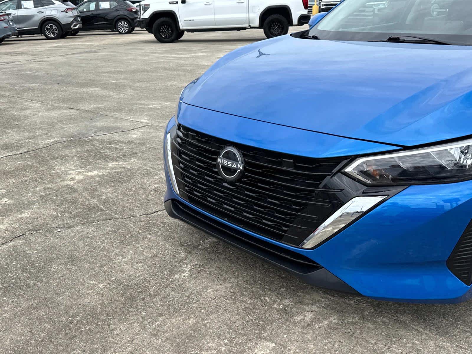 2024 Nissan Sentra SV photo 3