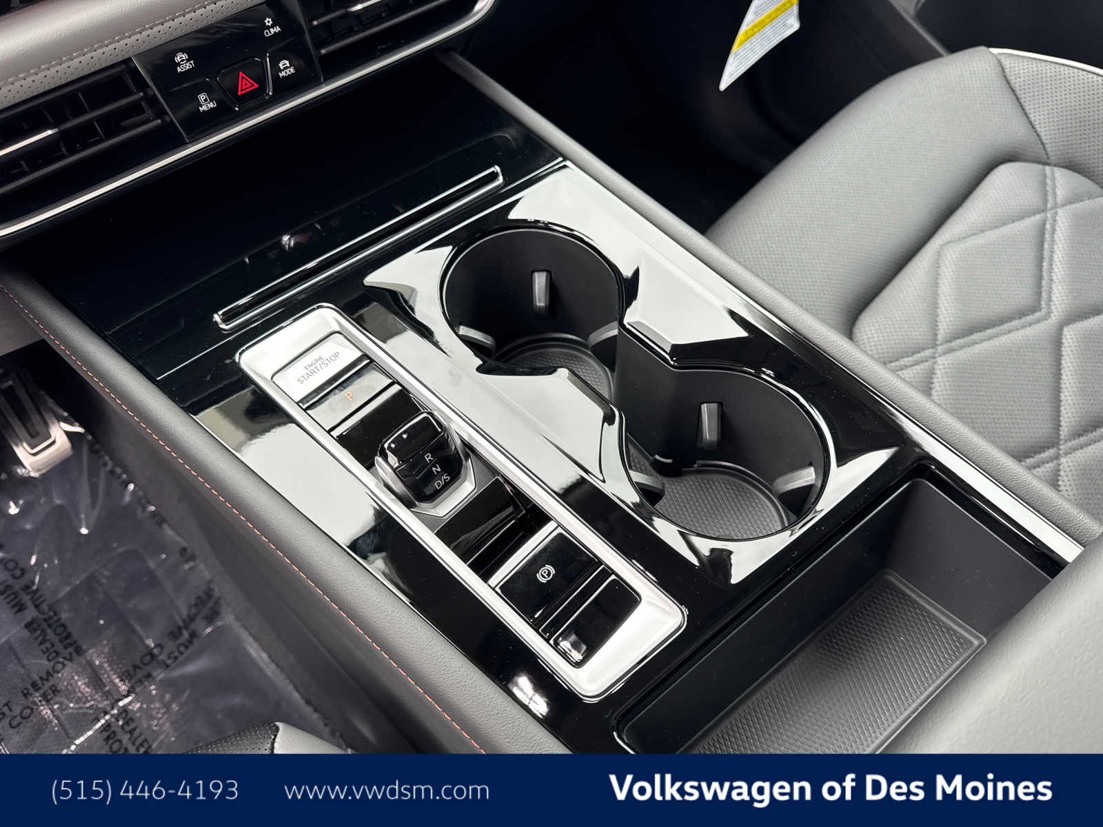 2025 Volkswagen Atlas Peak Edition SE photo 13