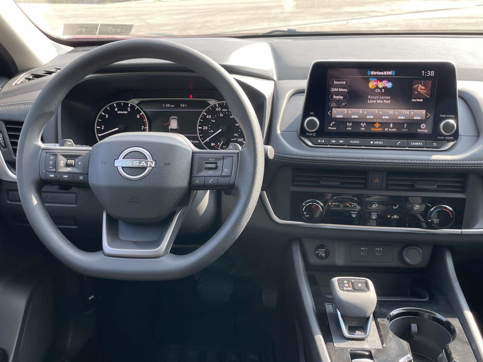 2026 Nissan Rogue S photo 15