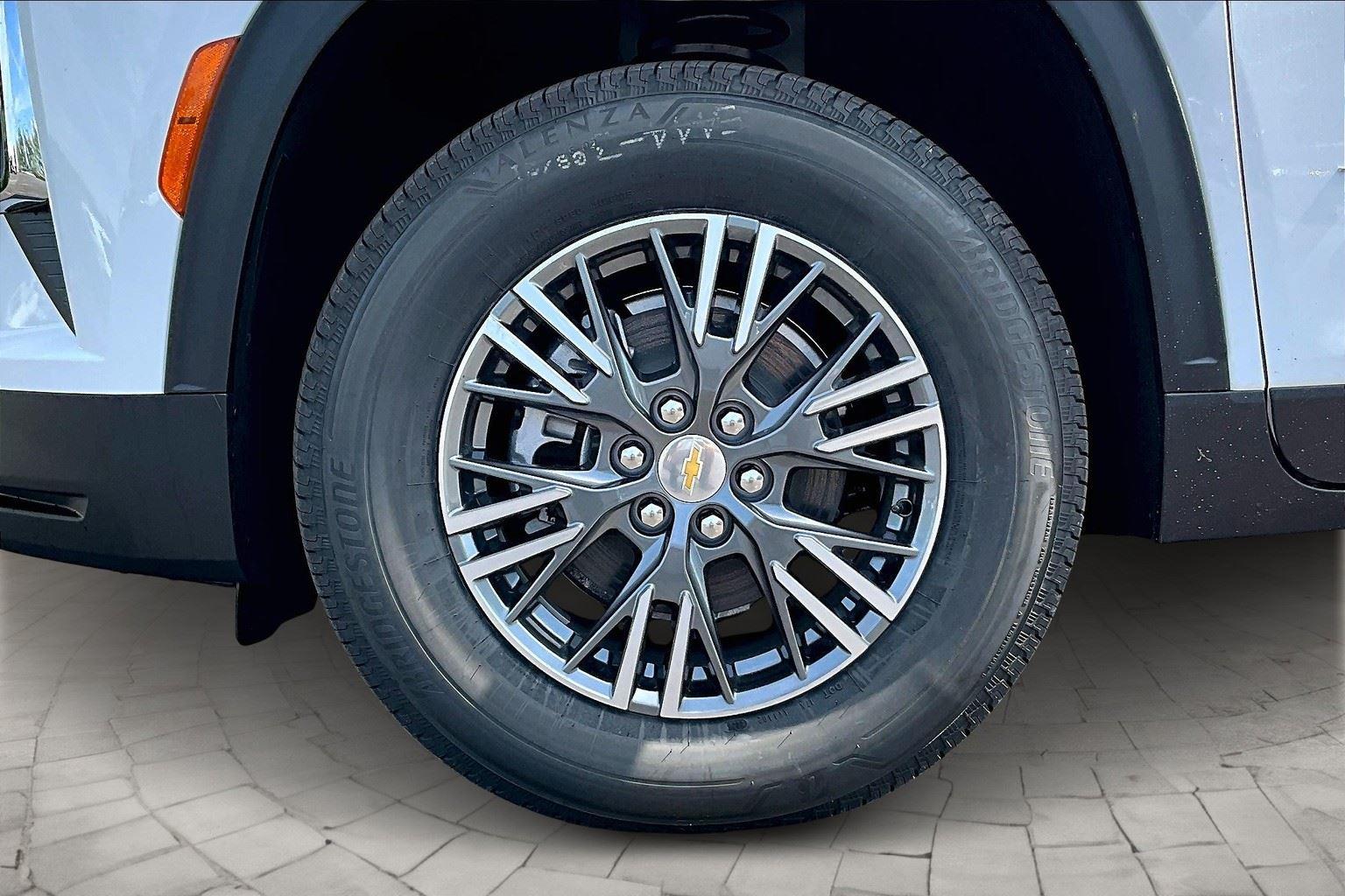 2026 Chevrolet Traverse photo 11