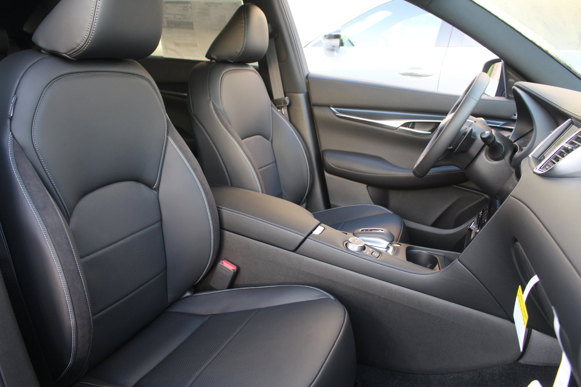2025 Infiniti QX50 SPORT photo 19