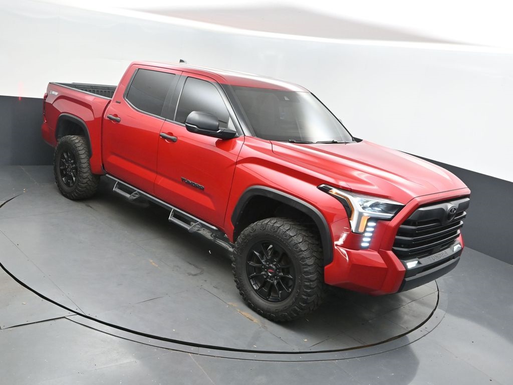 2022 Toyota Tundra SR5's photo