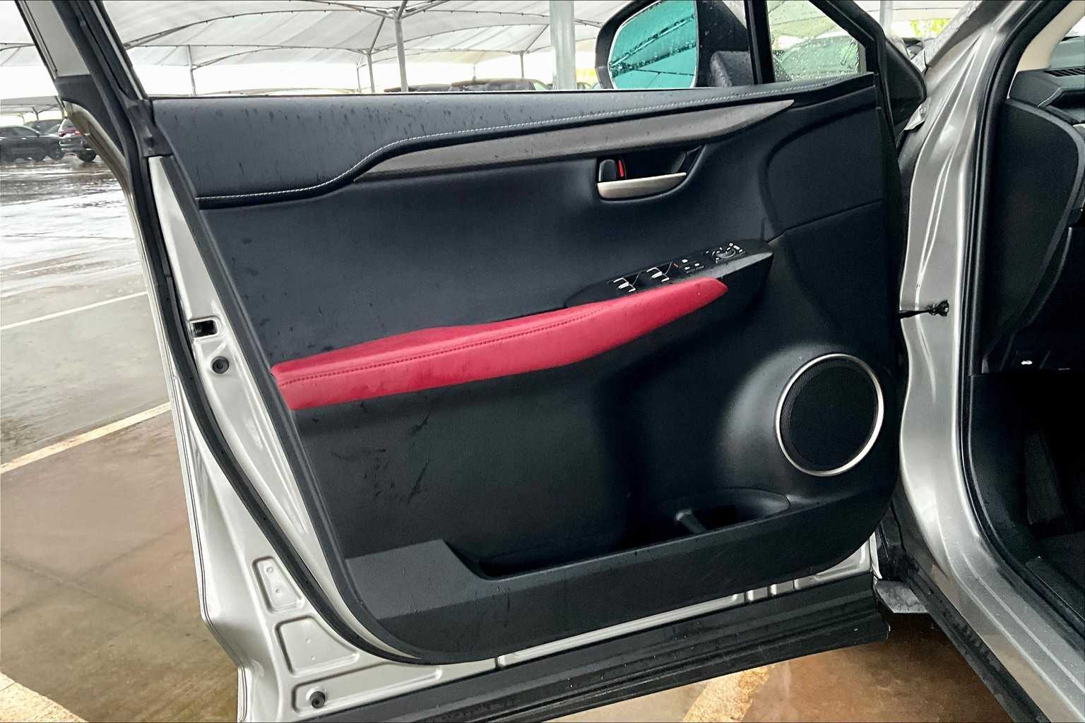 2021 Lexus NX photo 18