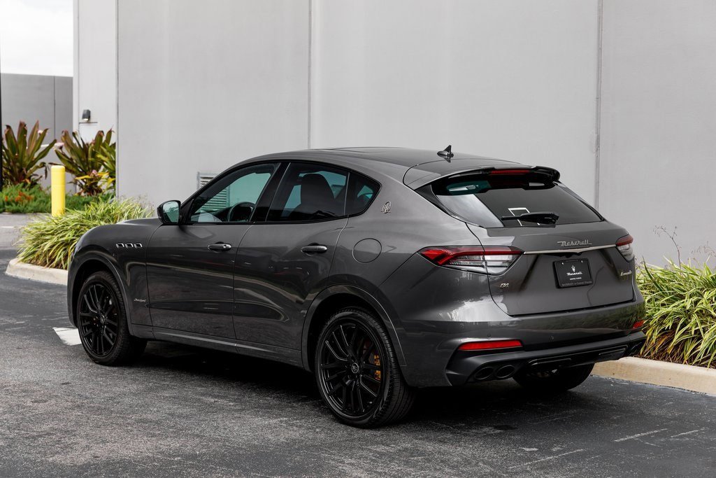 2021 Maserati Levante GranSport photo 3
