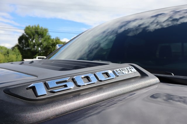 2019 Ram 1500 Laramie Sport photo 2