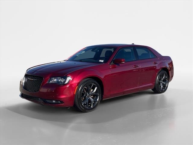 2023 Chrysler 300 S's photo
