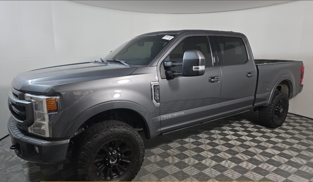 2022 Ford F-350 photo 2