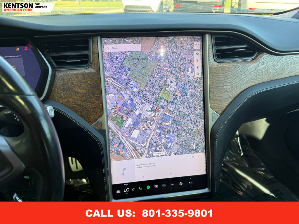 2020 Tesla Model S Performance photo 19