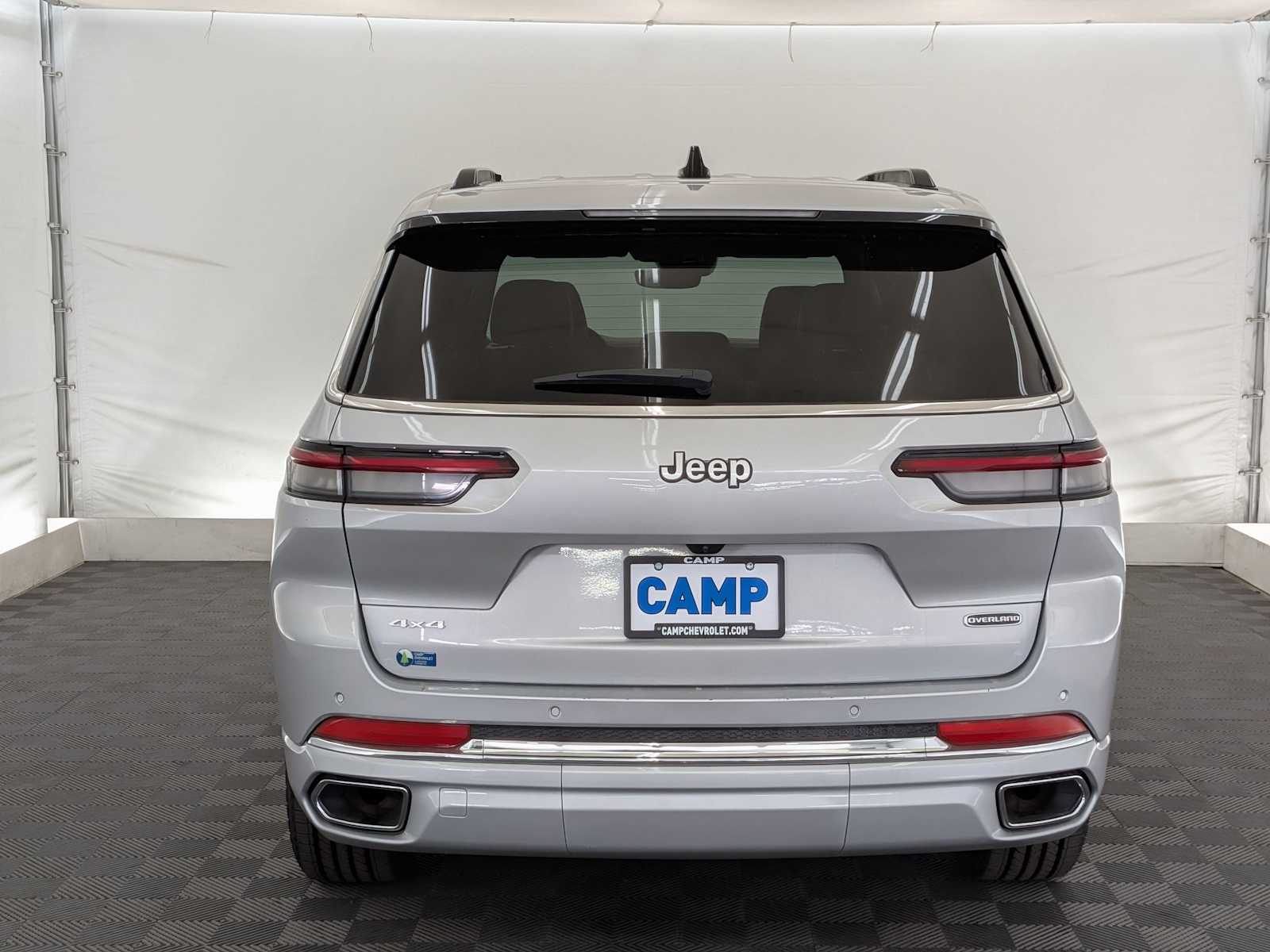2024 Jeep Grand Cherokee Overland photo 4