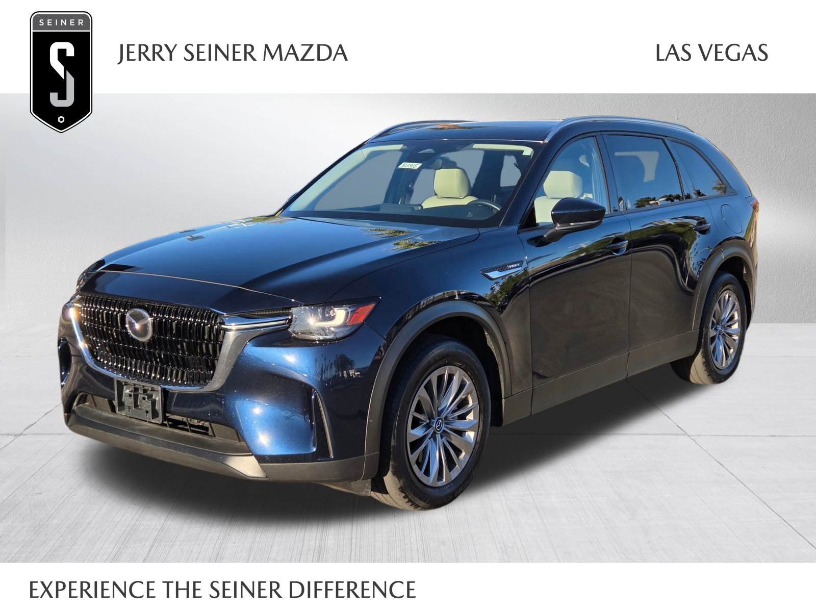 2024 Mazda CX-90 Preferred Package's photo