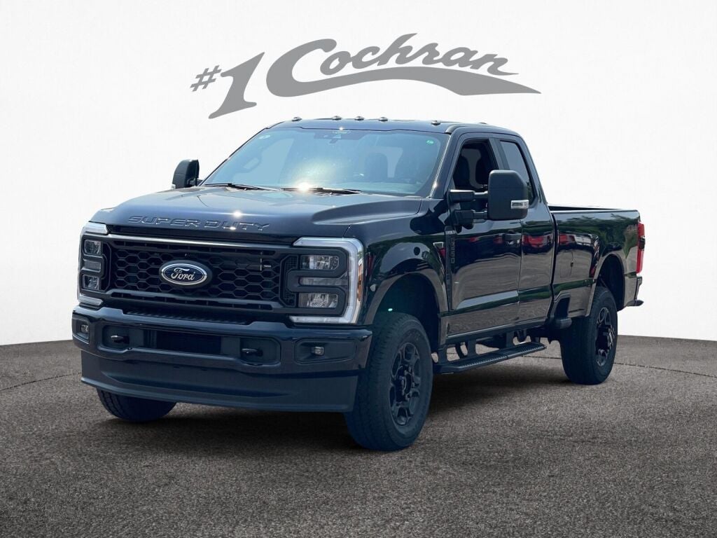 2025 Ford F-250 XL photo 3