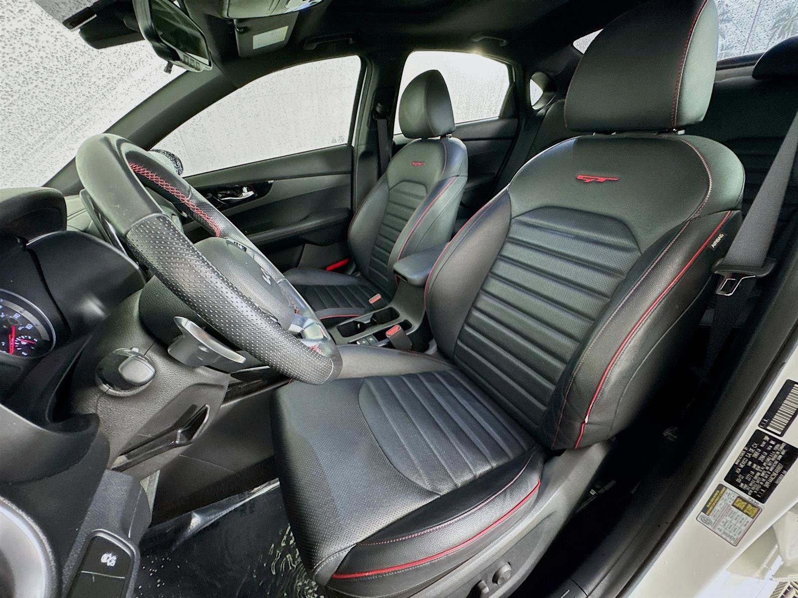 2022 Kia Forte GT photo 11