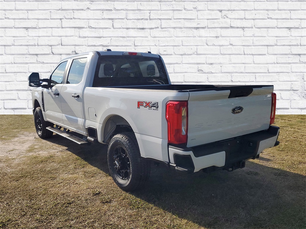 2026 Ford F-250 XL photo 3