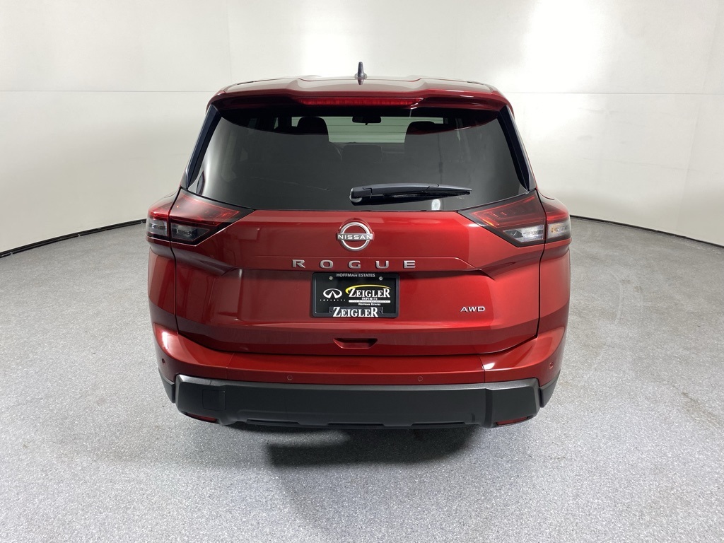 2025 Nissan Rogue S photo 3