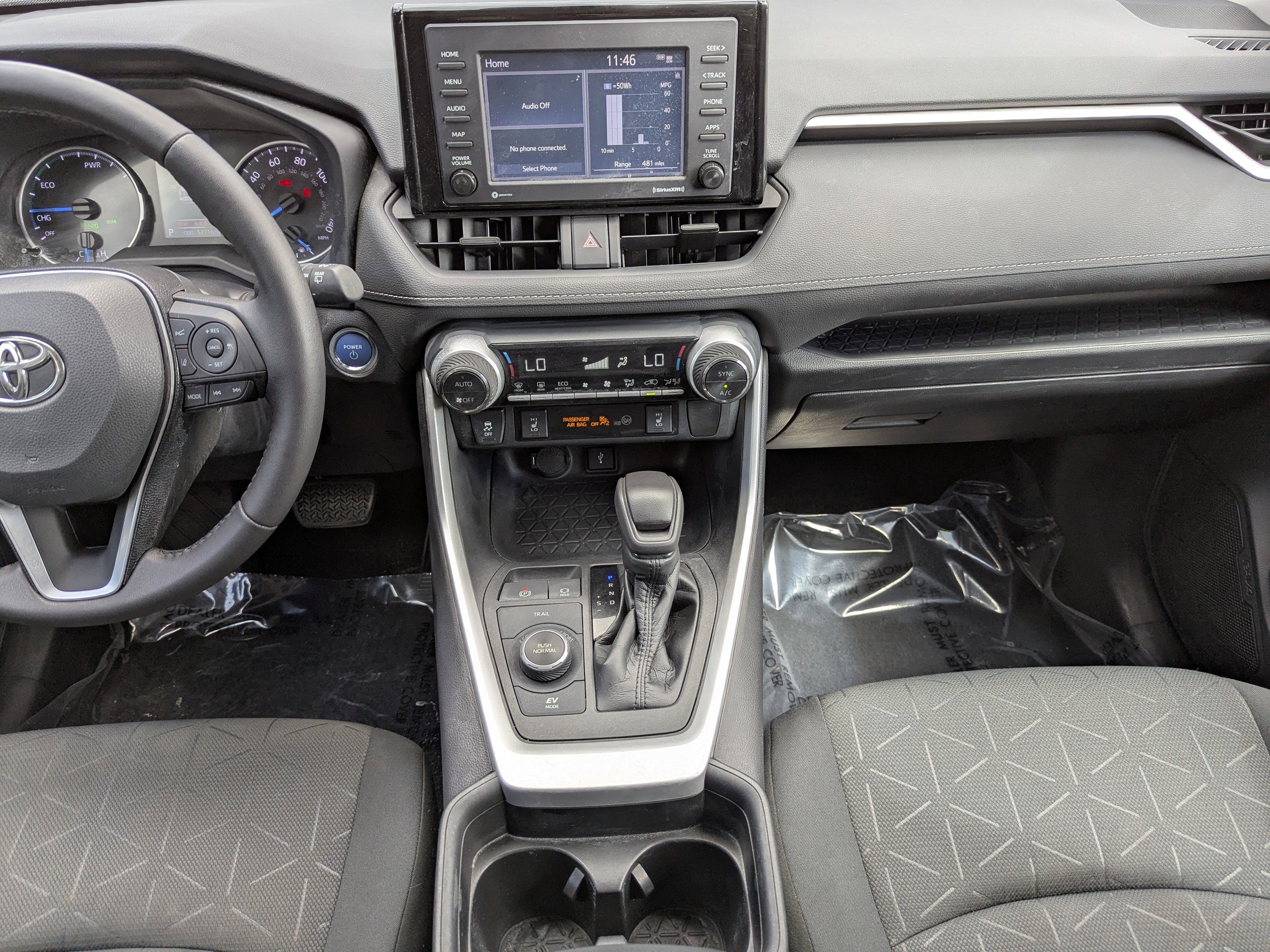 2021 Toyota RAV4 Hybrid XLE photo 7