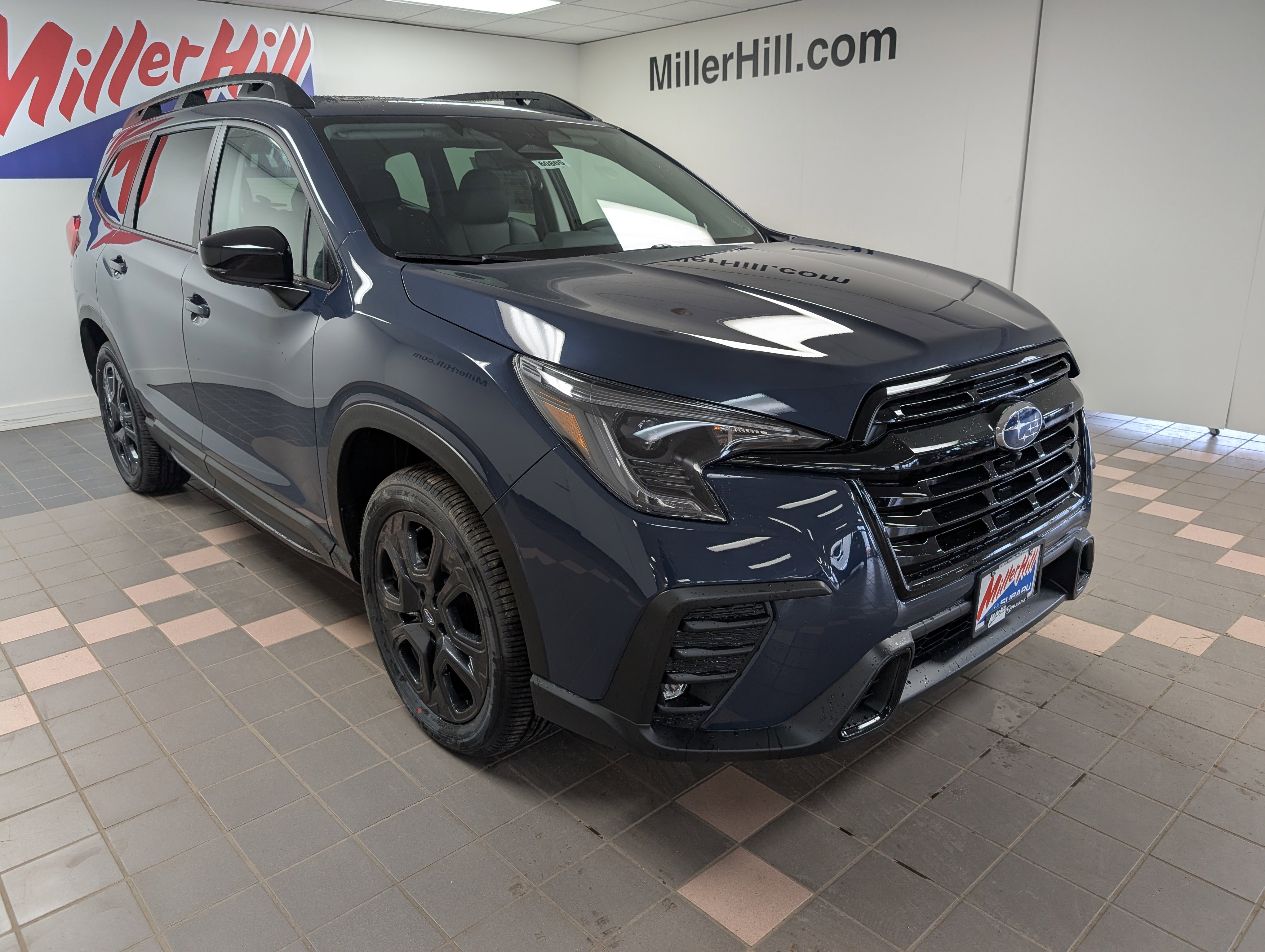 2025 Subaru Ascent Onyx Edition Touring photo 4