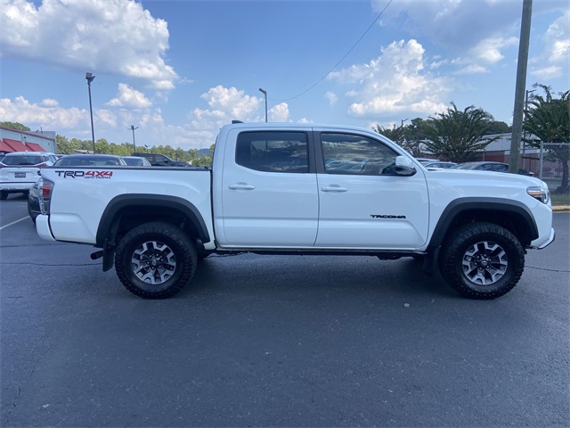 2023 Toyota Tacoma SR5 photo 17