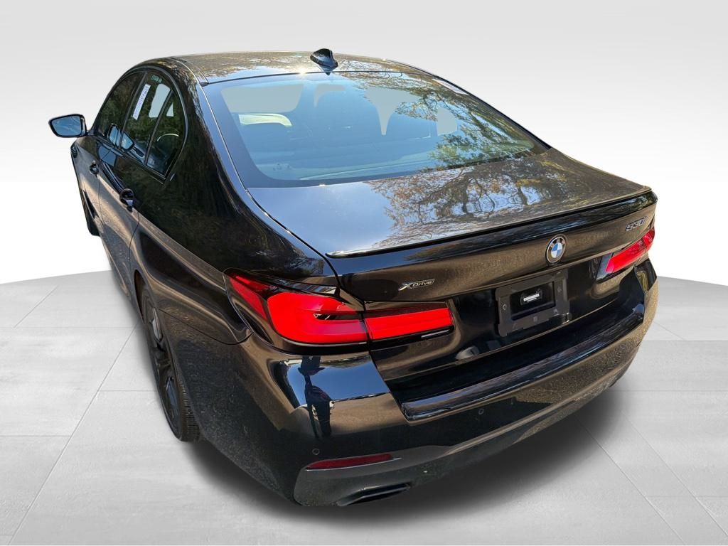 2023 Bmw 530i xDrive photo 2