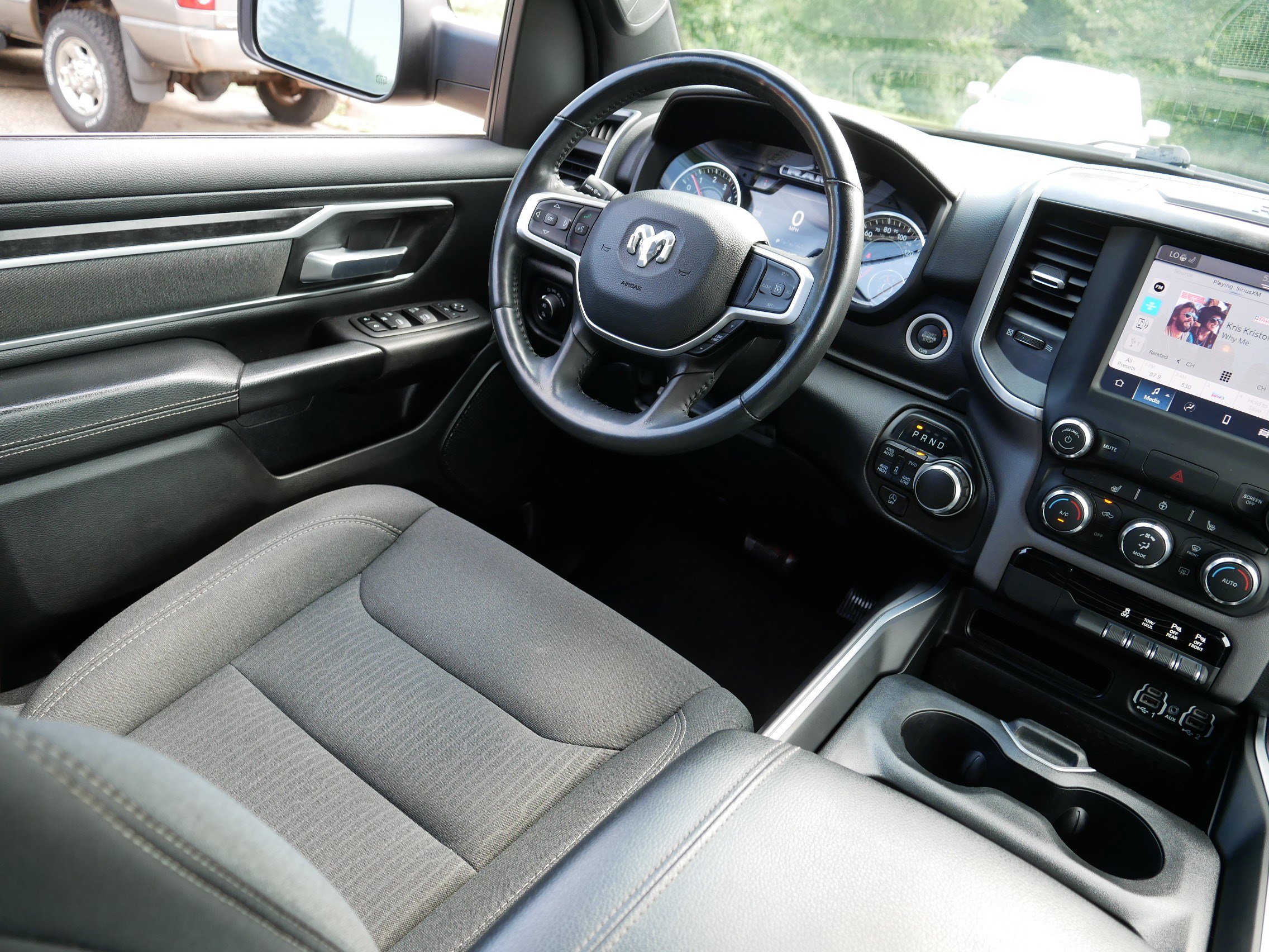 2022 Ram 1500 Big Horn photo 9