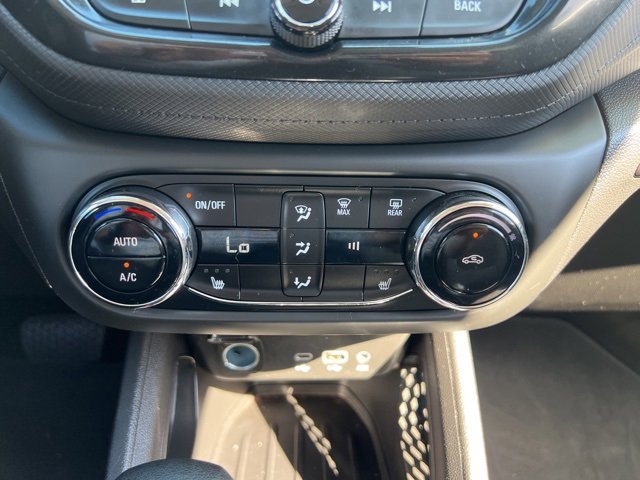2022 Chevrolet Trailblazer LT photo 18