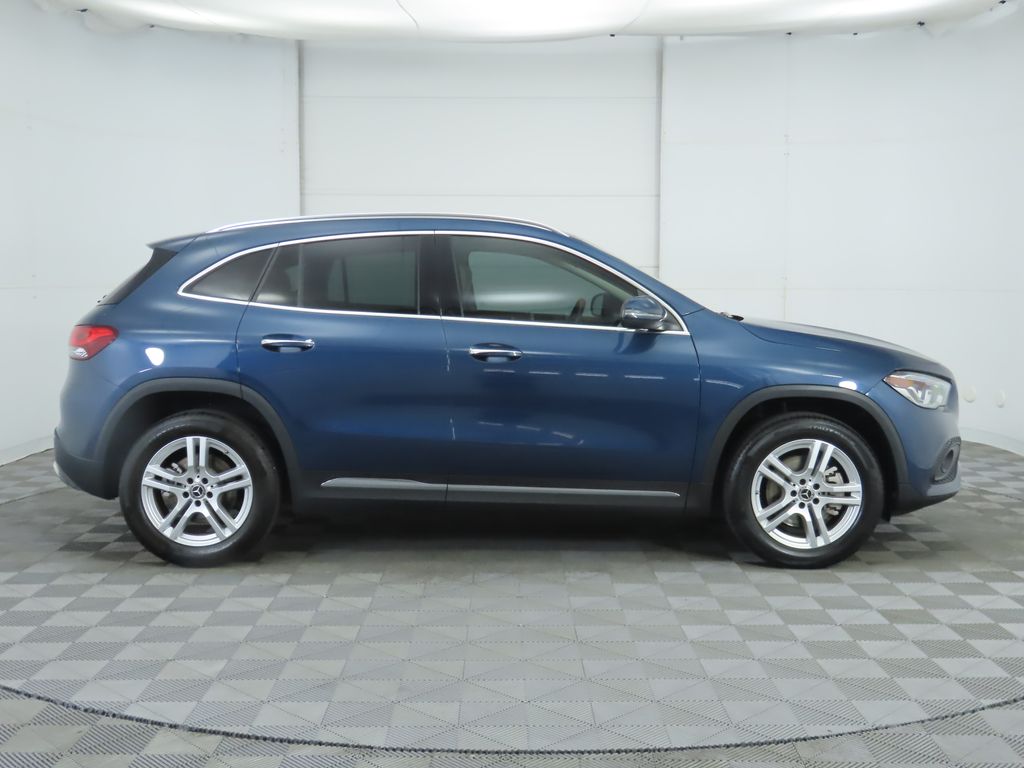 2022 Mercedes Benz GLA 250 photo 4