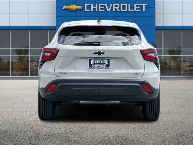 2026 Chevrolet Trax photo 3