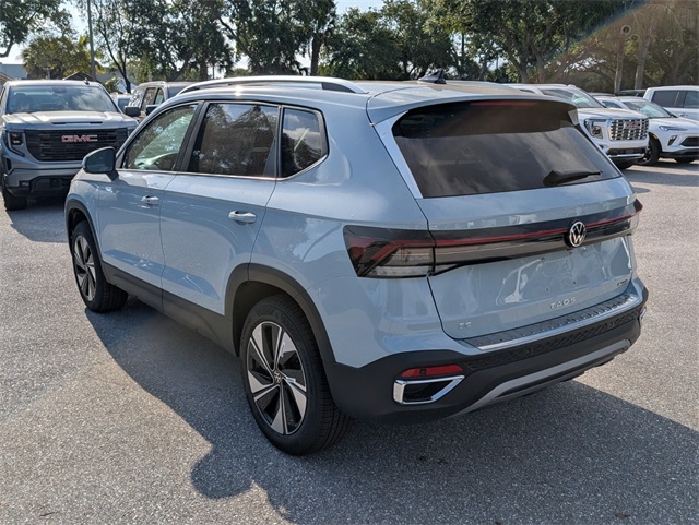 2025 Volkswagen Taos SE photo 6
