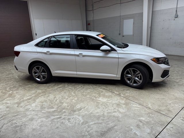 2023 Volkswagen Jetta 1.5T SE photo 4
