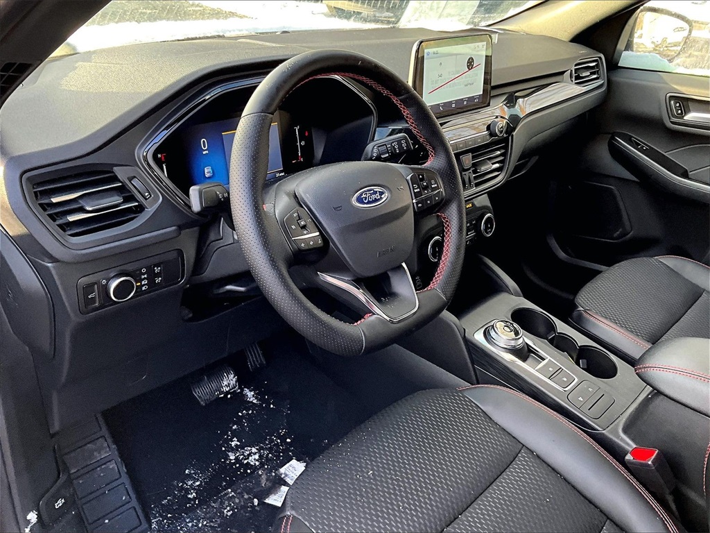 2026 Ford Escape ST-Line photo 3