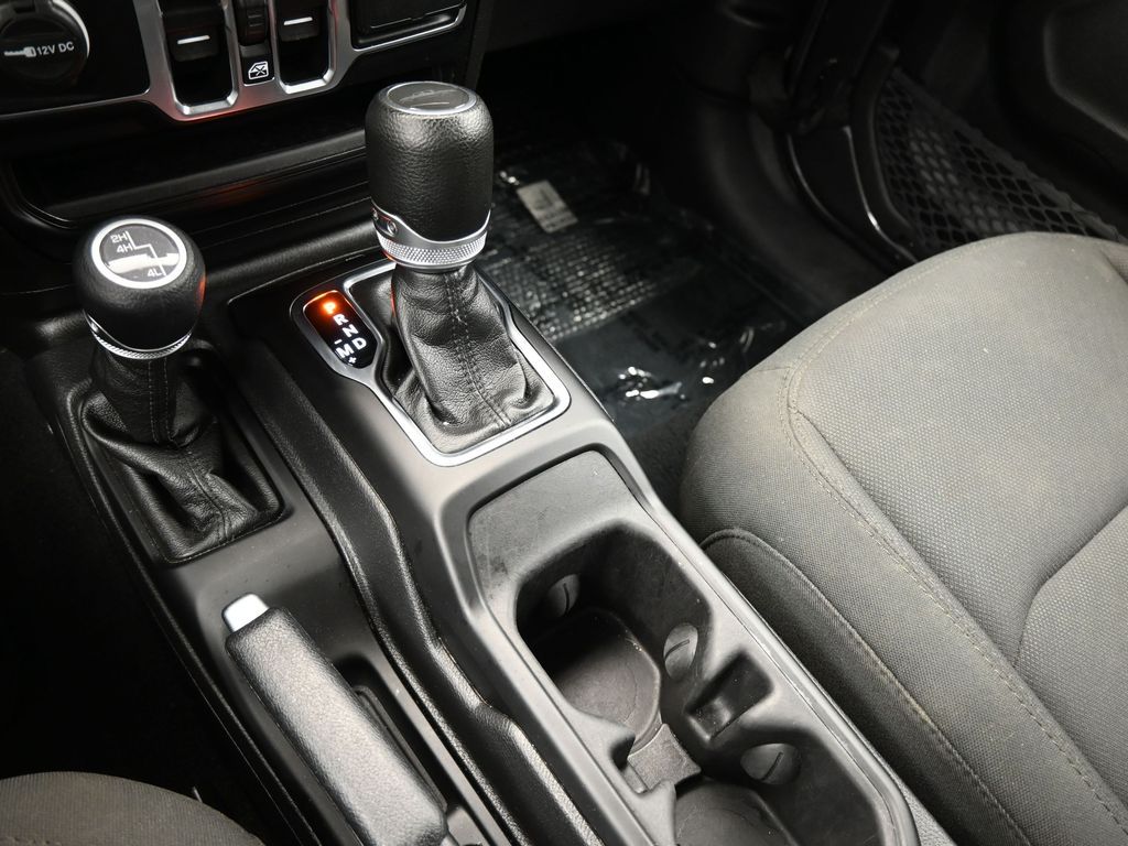 2023 Jeep Gladiator Sport photo 16